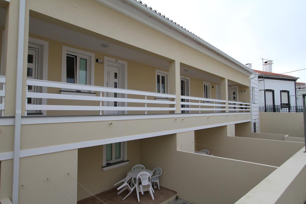 Costa & Isaias Apartamentos Angra do Heroísmo Extérieur photo