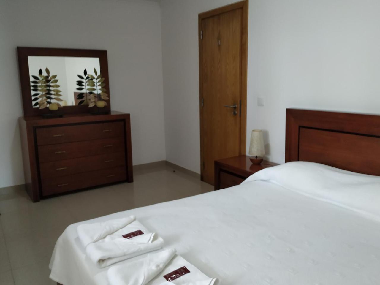 Costa & Isaias Apartamentos Angra do Heroísmo Extérieur photo