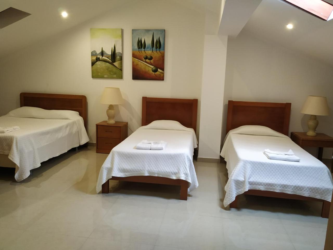 Costa & Isaias Apartamentos Angra do Heroísmo Extérieur photo