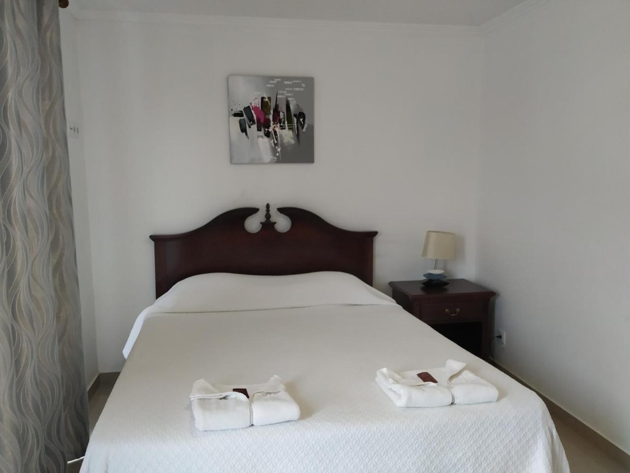 Costa & Isaias Apartamentos Angra do Heroísmo Extérieur photo